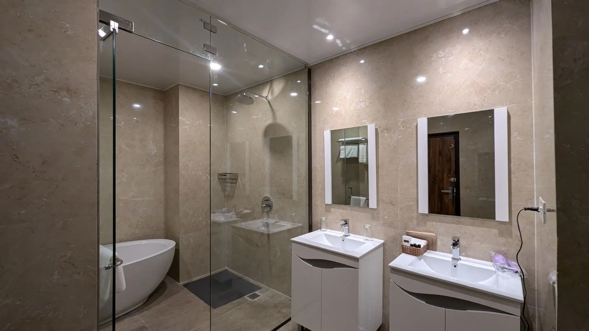Suite gallery photo 8