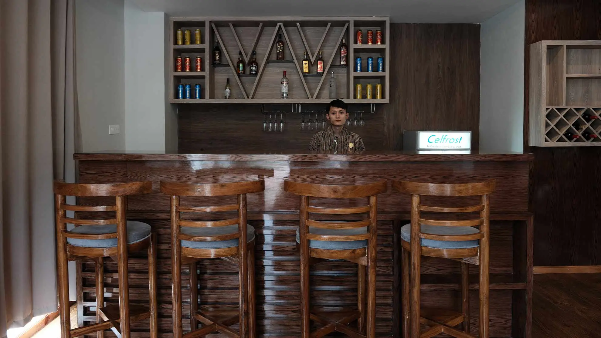 Restaurant & Bar gallery 4