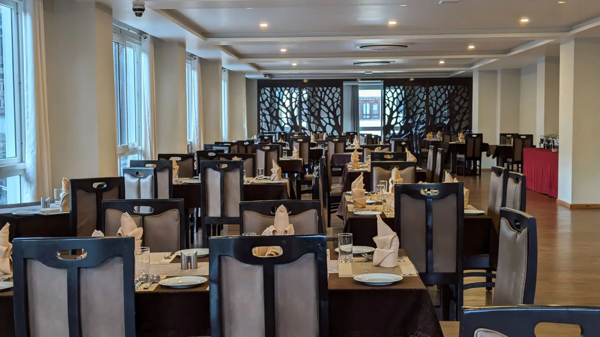 Restaurant & Bar gallery 7