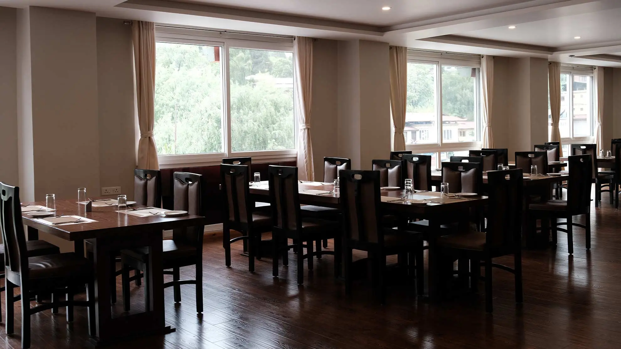 Restaurant & Bar gallery 12