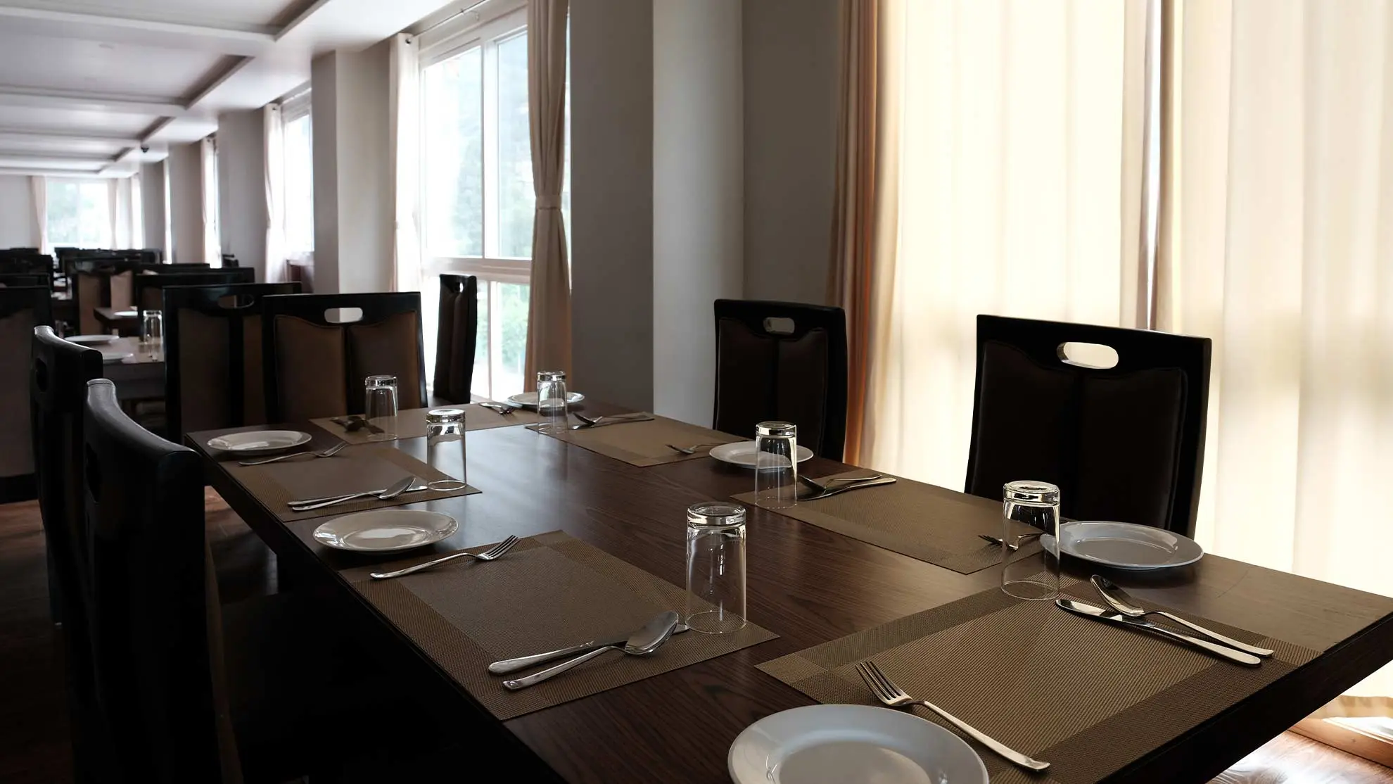 Restaurant & Bar gallery 8